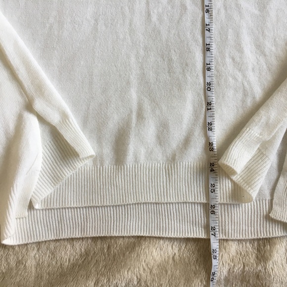 Ecru or Ivory Size S-M 100% Acrylic Long sleeve Knit Top by Ingni - Picture 10 of 12